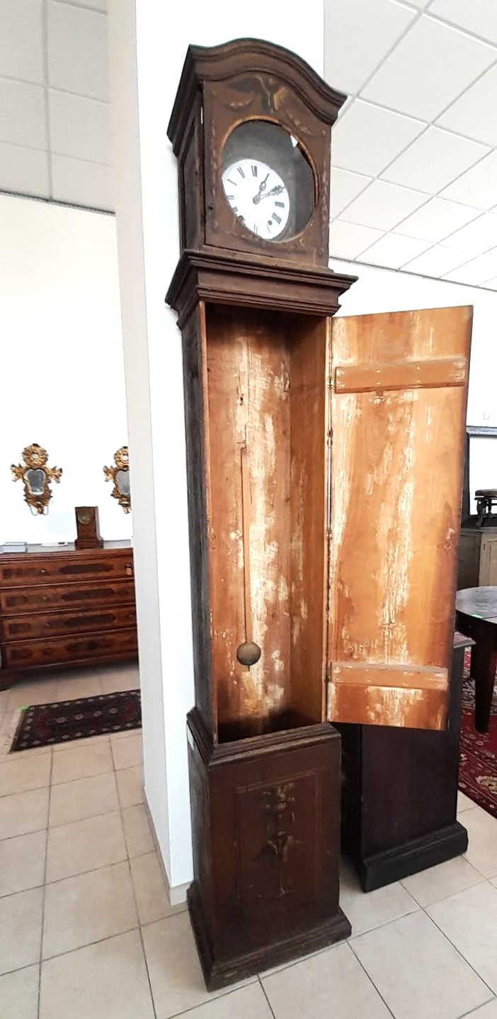 Orologio a pendolo antico del 1800 sale