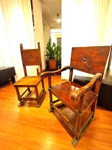 sedie-poltrone-noce-novecento-emporiodellepassioni.com