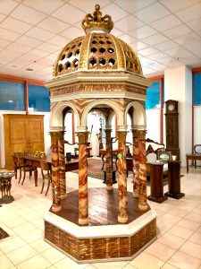 antico-tempio-legno-emporidellepassioni.com