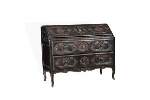 ribalta-noce-intagliata-1700-emporiodellepassioni.com