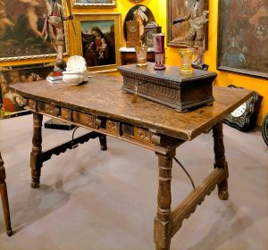 tavolo-noce-1600-spagnolo-emporiodellepassioni.com