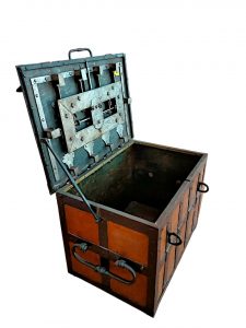 cassaforte-forziere-antio-xvii-secolo-emporiodellepassioni.com