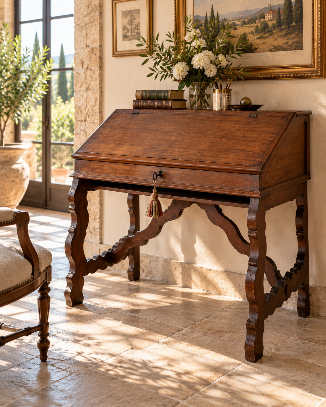 Scrittoio del 1700 con piano apribile