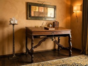 scrittoio-del-1700-con-piano-apribile-emporiodellepassioni.com